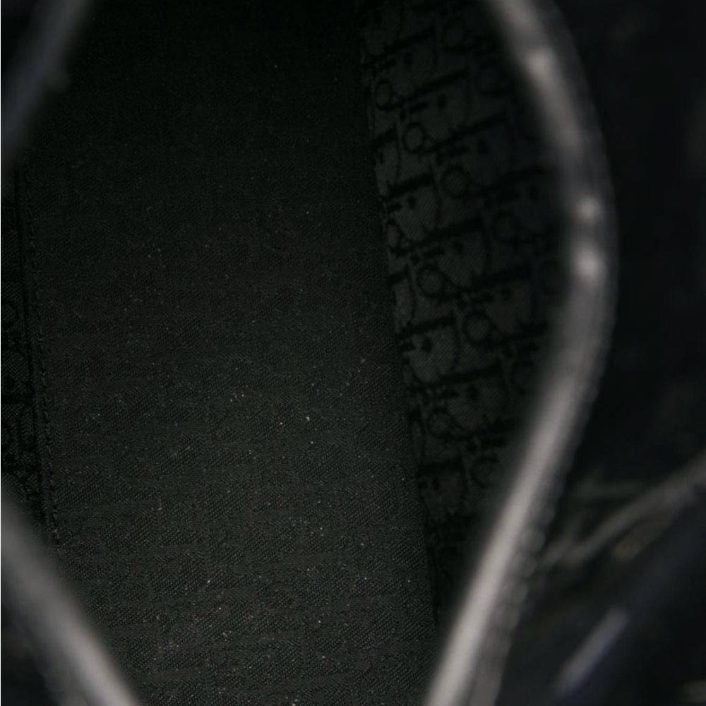 Black quilted patent Cannage leather Christian Dior Medium Lady Dior bag - Picture 14 of 15